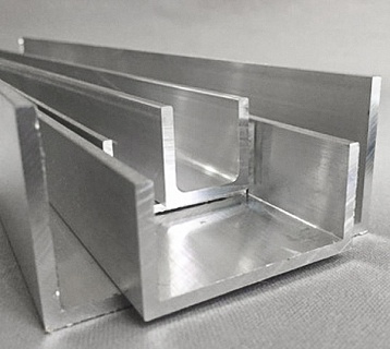 П-образный алюминиевый швеллер 40х40х40х4